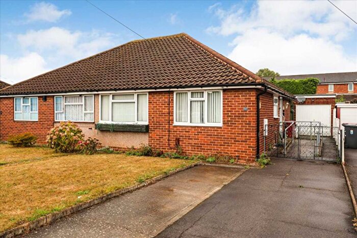 2 Bedroom Bungalow For Sale In Walpole Road, Cippenham, Slough, SL1