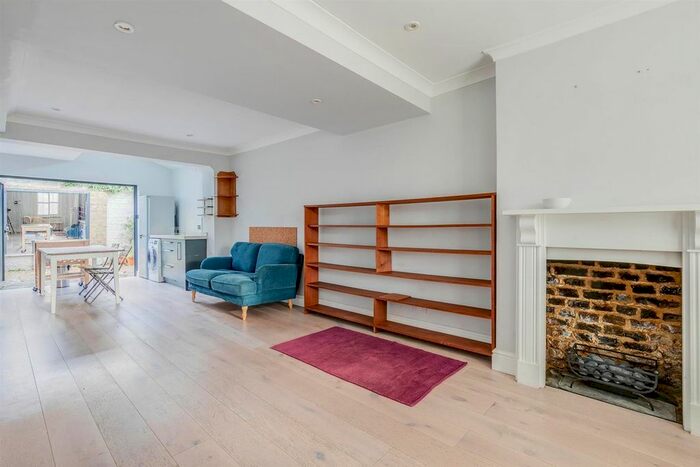 3 Bedroom Terraced House To Rent In Sandilands Road, London, SW6