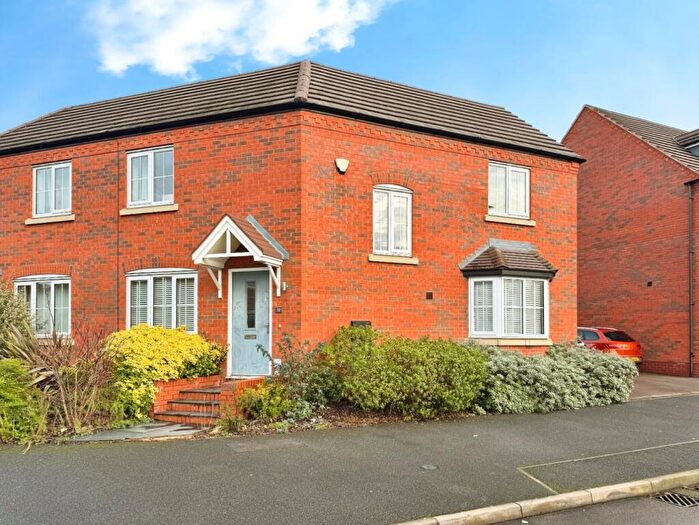 3 Bedroom Semi Detached House For Sale In John Scott Way, Warwick, CV34