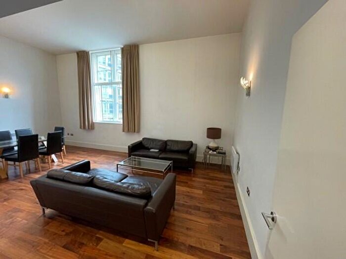 2 Bedroom Apartment To Rent In Holly Street, Sheffield, S1