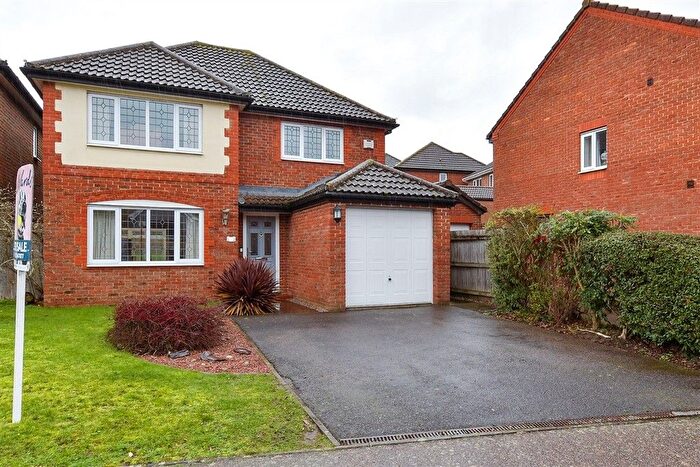 4 Bedroom Detached House For Sale In Whiffen Walk, Bradbourne Fields, East Malling, Kent, ME19