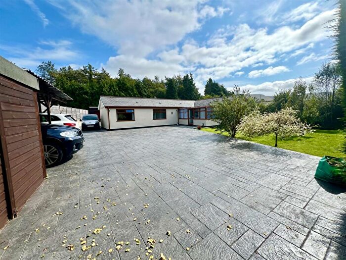 3 Bedroom Detached Bungalow For Sale In Halt Road, Rhigos, Aberdare, CF44