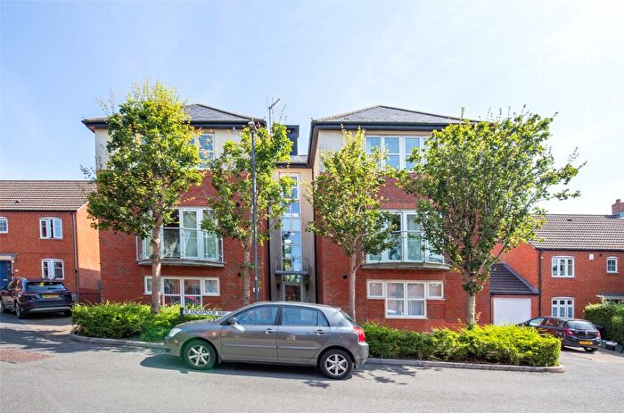 2 Bedroom Apartment For Sale In Blandamour Way, Bristol, BS10