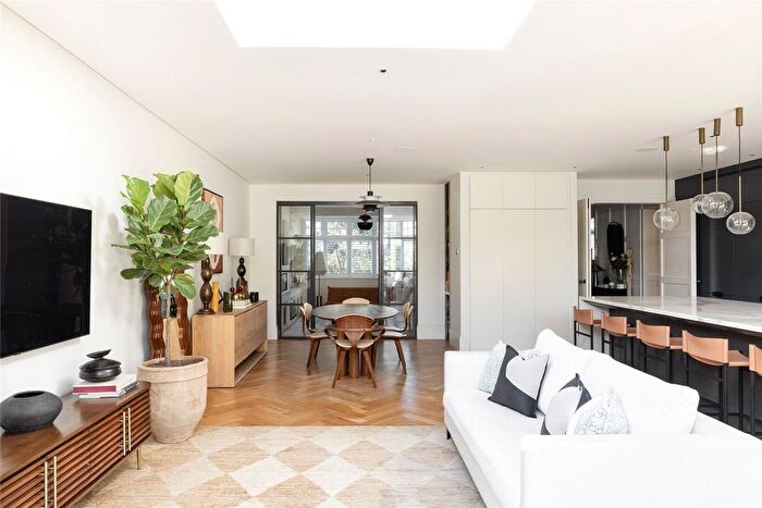 4 Bedroom Semi Detached House To Rent In Lowther Road, London, SW13