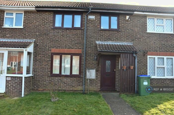 3 Bedroom Terraced House To Rent In Rayford Close, Peacehaven, BN10