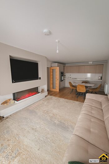 2 Bedroom Flat For Sale In Willow Heights, Corby, United Kingdom, NN18