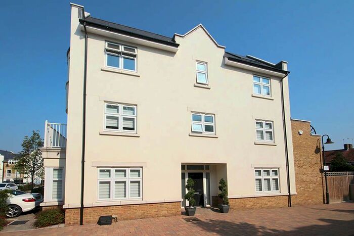 4 Bedroom Town House To Rent In Emerald Square, London, SW15