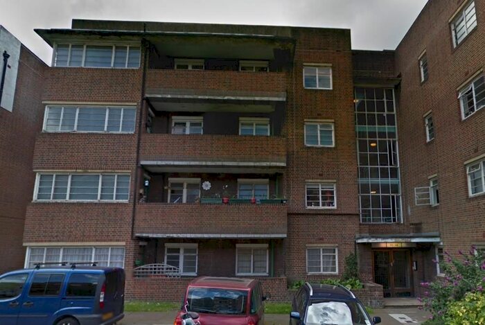 1 Bedroom Flat To Rent In Herne Hill, London, SE24