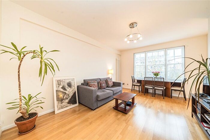 2 Bedroom Flat For Sale In Clifton Court, Northwick Terrace, London, NW8