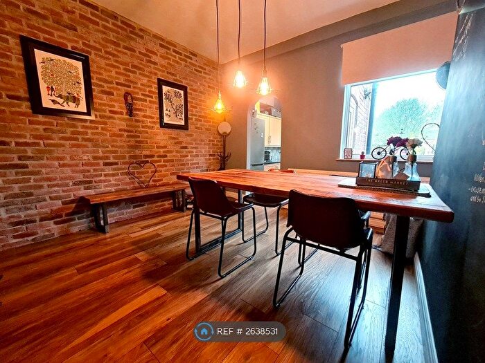 3 Bedroom Semi-Detached House To Rent In Victoria Avenue, Chesterfield, S43