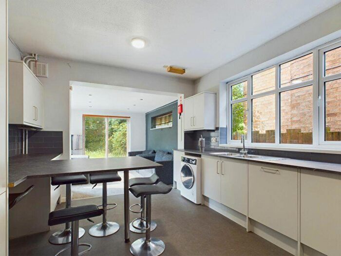 7 Bedroom House Of Multiple Occupation To Rent In Ashby Road, Loughborough - Inc Bills Option, LE11