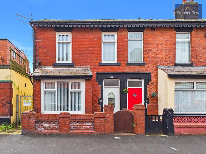 2 Bedroom End Of Terrace House For Sale In Stanley Road, Blackpool, FY1