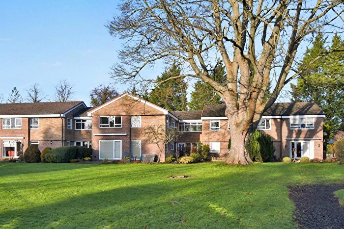 2 Bedroom Flat For Sale In Park Street, Ripon, HG4