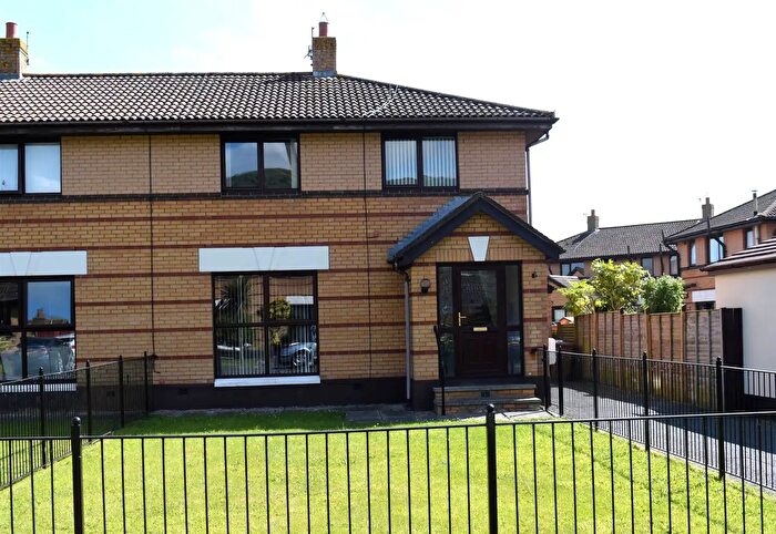 3 Bedroom Semi-detached Villas For Sale In Cambourne Mews, Newtownards, BT23