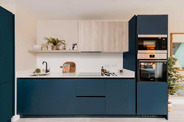 Apartment To Rent In Loudons Yard, Inkwell Place Birmingham, B16