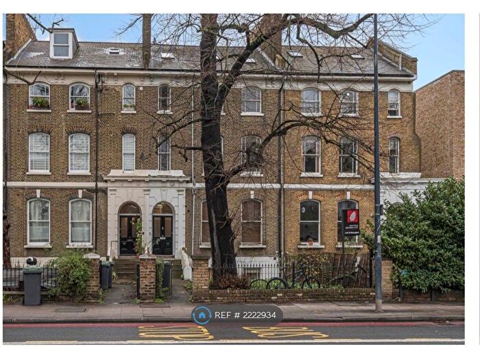 2 Bedroom Flat To Rent In Lewisham Way, London, SE4