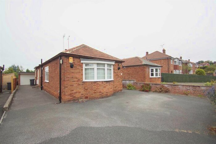 2 Bedroom Semi-Detached Bungalow To Rent In Primley Park Lane, Alwoodley, Leeds, LS17