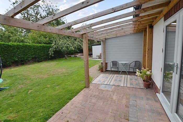 4 Bedroom Detached House For Sale In Mill Lane, Woodhall Spa, LN10