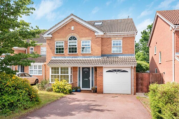 5 Bedroom Terraced House To Rent In Honeysuckle Close, Hertford, SG13