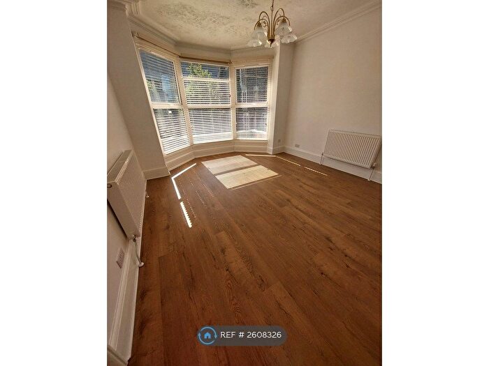 3 Bedroom Maisonette To Rent In Regent Road, Great Yarmouth, NR30