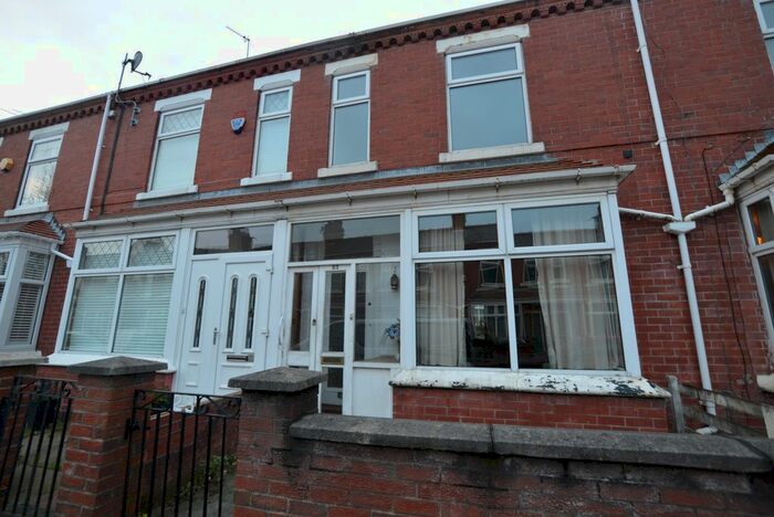 3 Bedroom Terraced House To Rent In South Lonsdale Street, Stretford, Manchester M32
