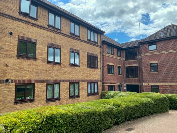 2 Bedroom Flat To Rent In Glendenning Road, Norwich, Norfolk, NR1