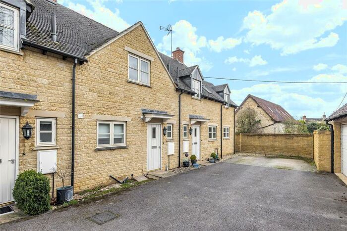 2 Bedroom Terraced House To Rent In The Courtyard, Aston, OX18