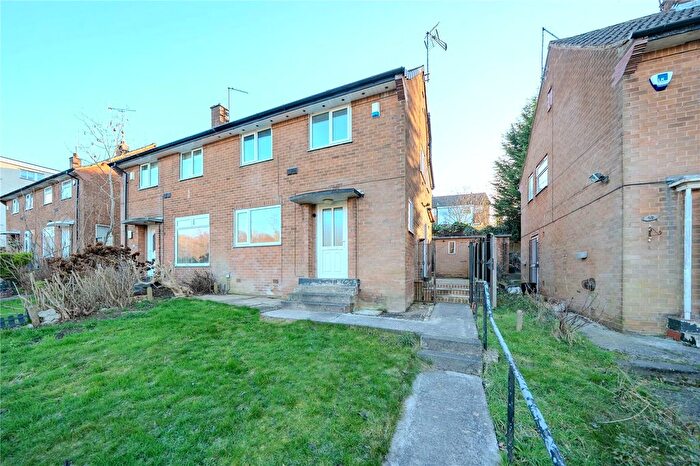 3 Bedroom Semi-Detached House For Sale In Queenshill Crescent, Leeds, West Yorkshire, LS17