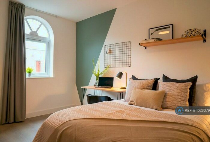 6 Bedroom Flat To Rent In Thesiger Street, Lincoln, LN5