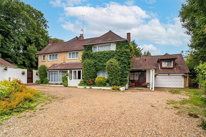 6 Bedroom Detached House For Sale In Allum Lane, Elstree, Borehamwood, WD6