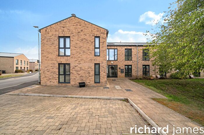 2 Bedroom Flat For Sale In Nevinson Road, Swindon, SN3