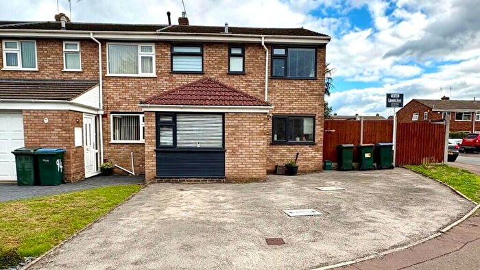 3 Bedroom End Of Terrace House For Sale In Coombe Park Road, Coventry, CV3