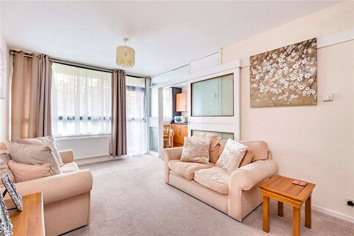1 Bedroom Flat To Rent In Henry Wise House, London, SW1V