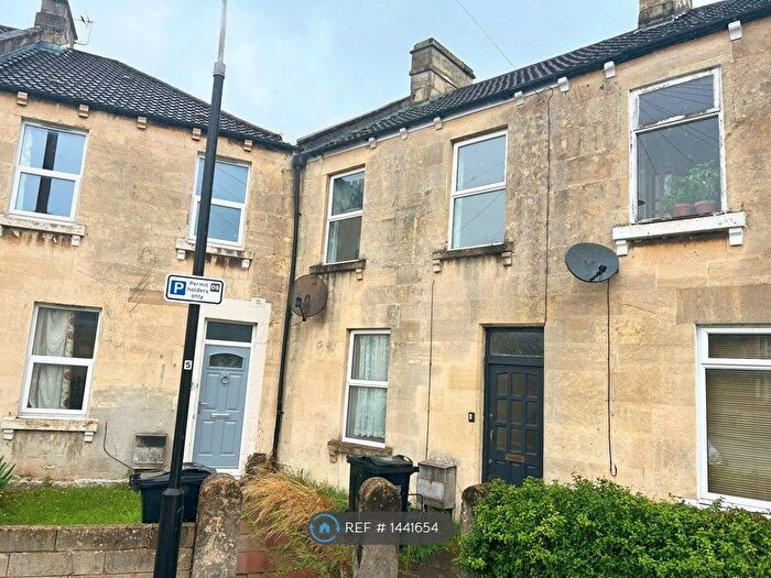 4 Bedroom Terraced House To Rent In Lorne Road, Bath, BA2