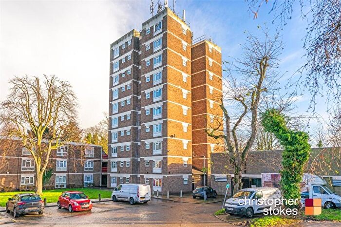 Studio To Rent In Grove House, College Road, Cheshunt, Waltham Cross, Hertfordshire, EN8