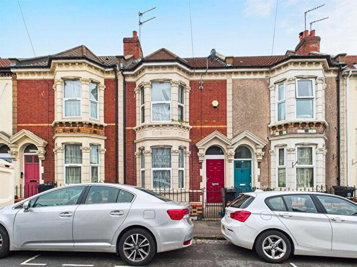 2 Bedroom Terraced House For Sale In St Marks Grove, Easton, Bristol, BS5