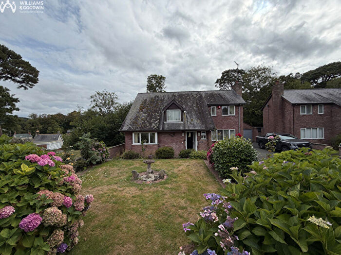3 Bedroom Detached House For Sale In Hill Street, Menai Bridge, LL59