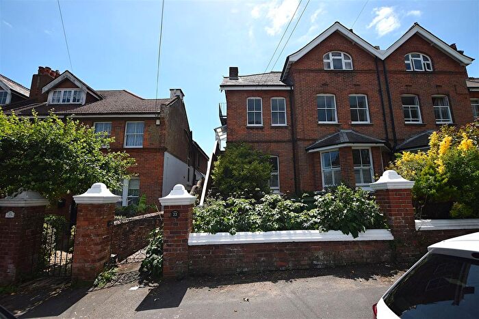 2 Bedroom Flat To Rent In St Matthews Gardens, St Leonards On Sea, TN38