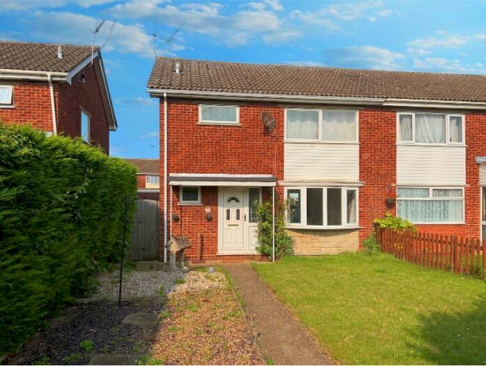 3 Bedroom Semi-Detached House To Rent In Greenway Lane, Fakenham, NR21