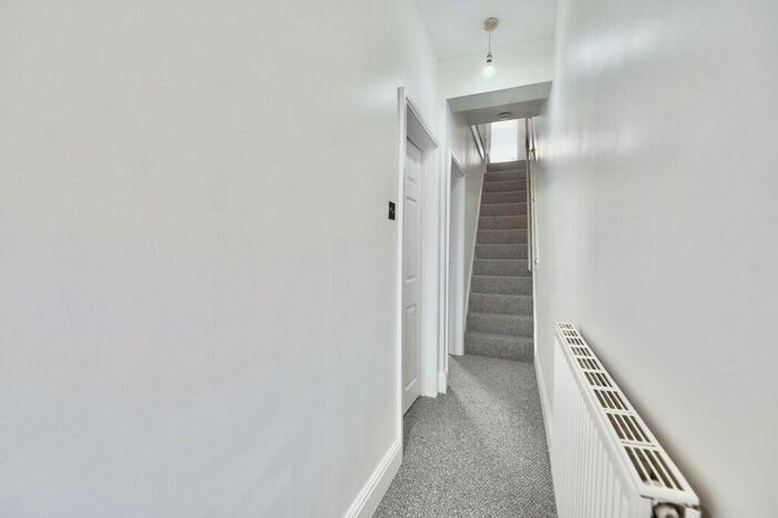 3 Bedroom End Of Terrace House For Sale In Daubney Street, Cleethorpes, DN35