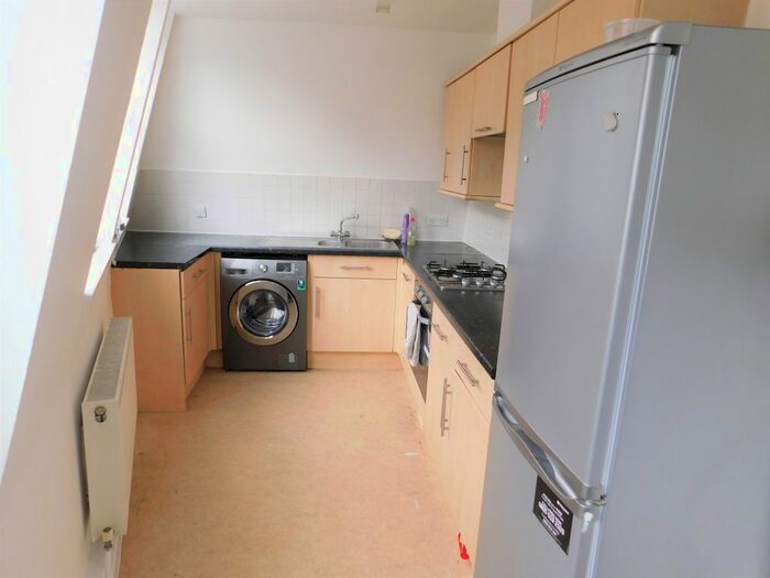 2 Bedroom Flat To Rent In Fountain House, Fountain Close, Woolwich, SE18