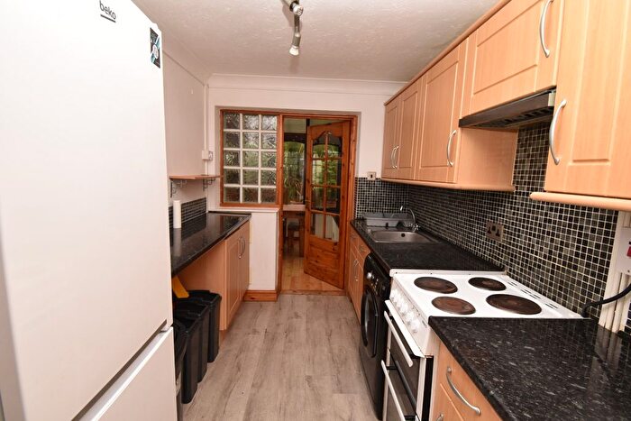 4 Bedroom Detached House To Rent In Trewarton Road, Penryn, TR10