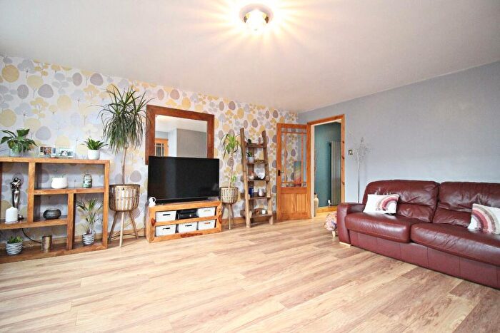 4 Bedroom Detached House For Sale In Stargate Close, Langley Park, Durham, DH7