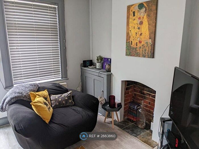 2 Bedroom End Of Terrace House To Rent In Kendall Road, Colchester, CO1
