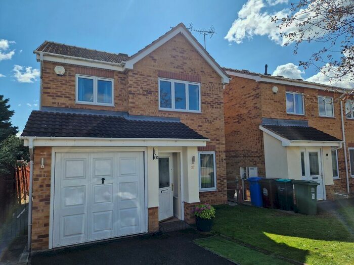 3 Bedroom House To Rent In Grizedale Rise, Forest Town, Mansfield, NG19