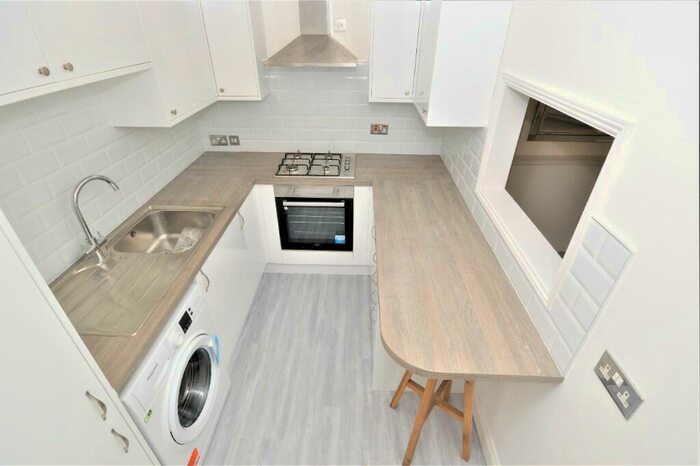 2 Bedroom Apartment To Rent In Bournemouth Close To Town Centre, BH2