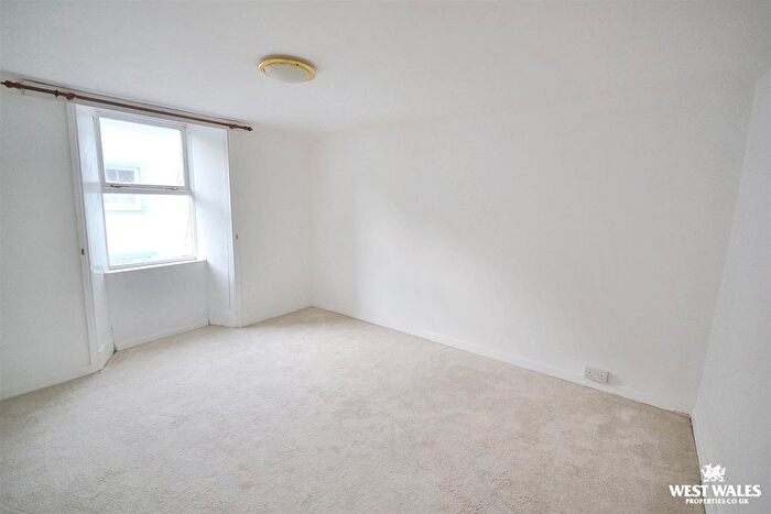 3 Bedroom Terraced House For Sale In William Street, Cardigan, SA43