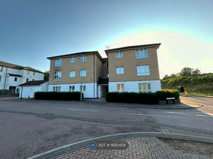 2 Bedroom Flat To Rent In Anglian Place, Haverhill, CB9