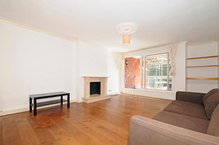 2 Bedroom Flat To Rent In Barnet, EN5