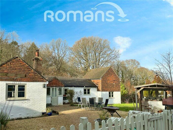 3 Bedroom Bungalow For Sale In Batts Corner, Dockenfield, Farnham, GU10